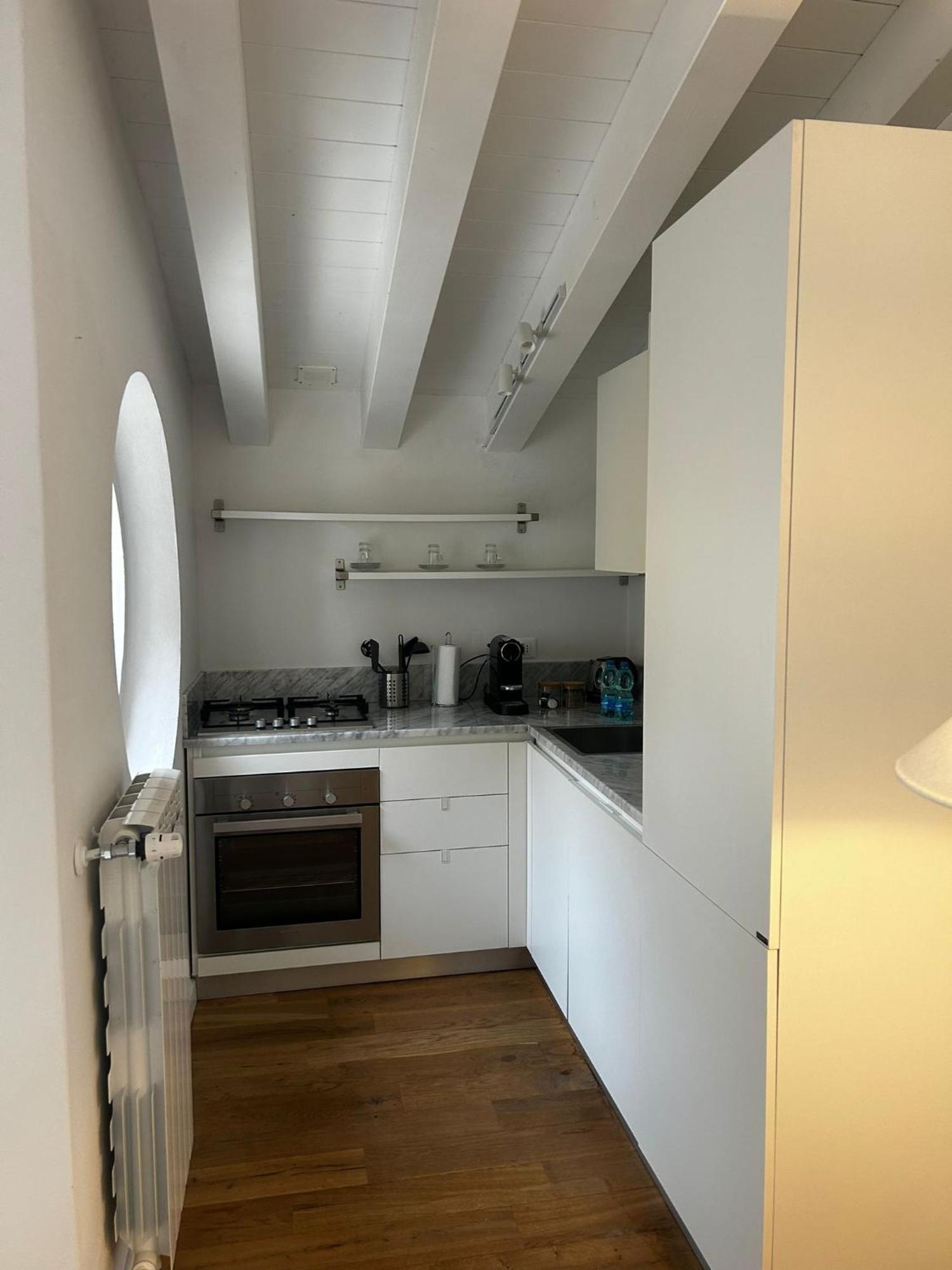 Waterfront Balcony I Grani 5 Resort Grand Suite Livorno Exteriör bild