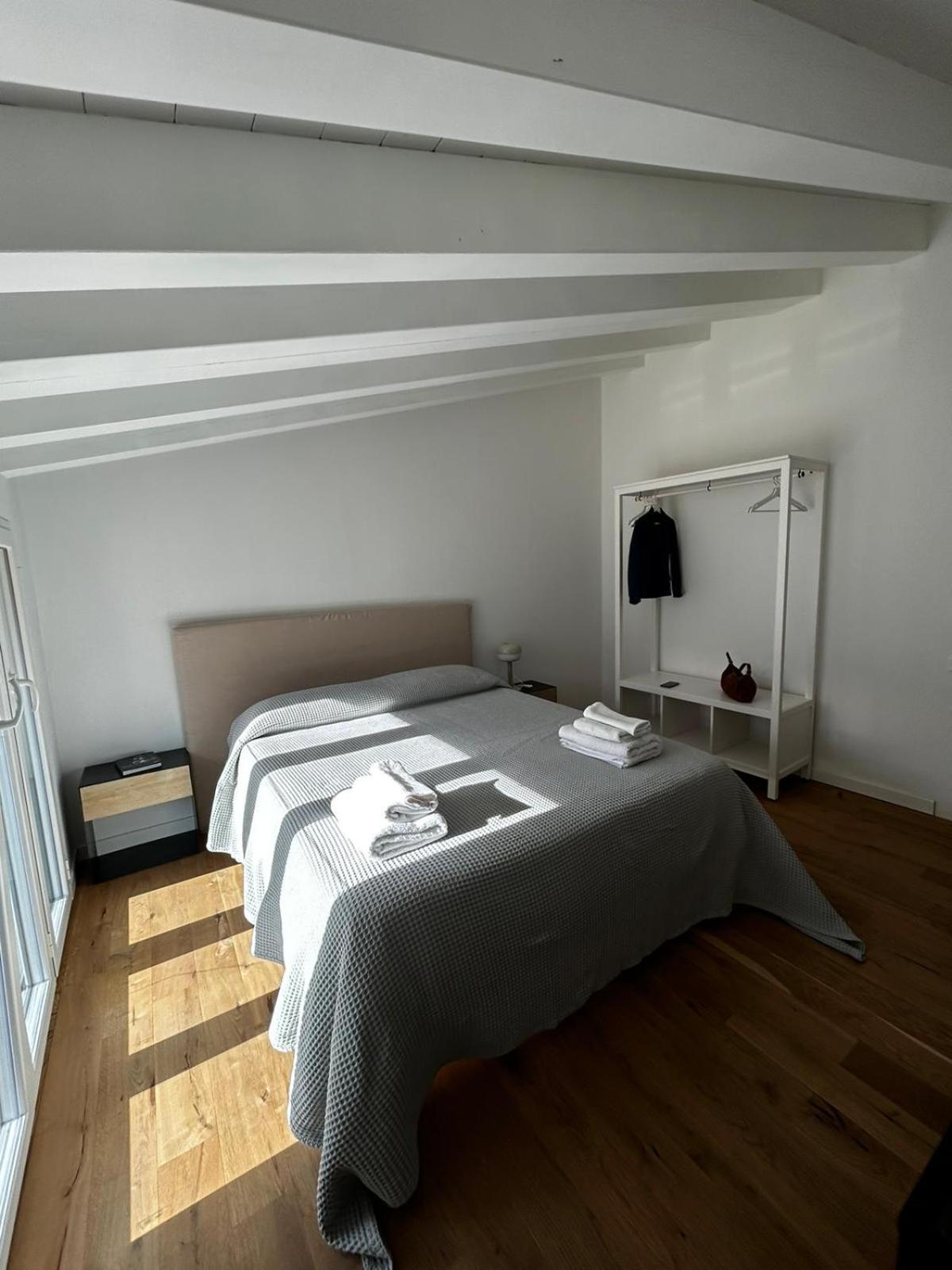 Waterfront Balcony I Grani 5 Resort Grand Suite Livorno Exteriör bild