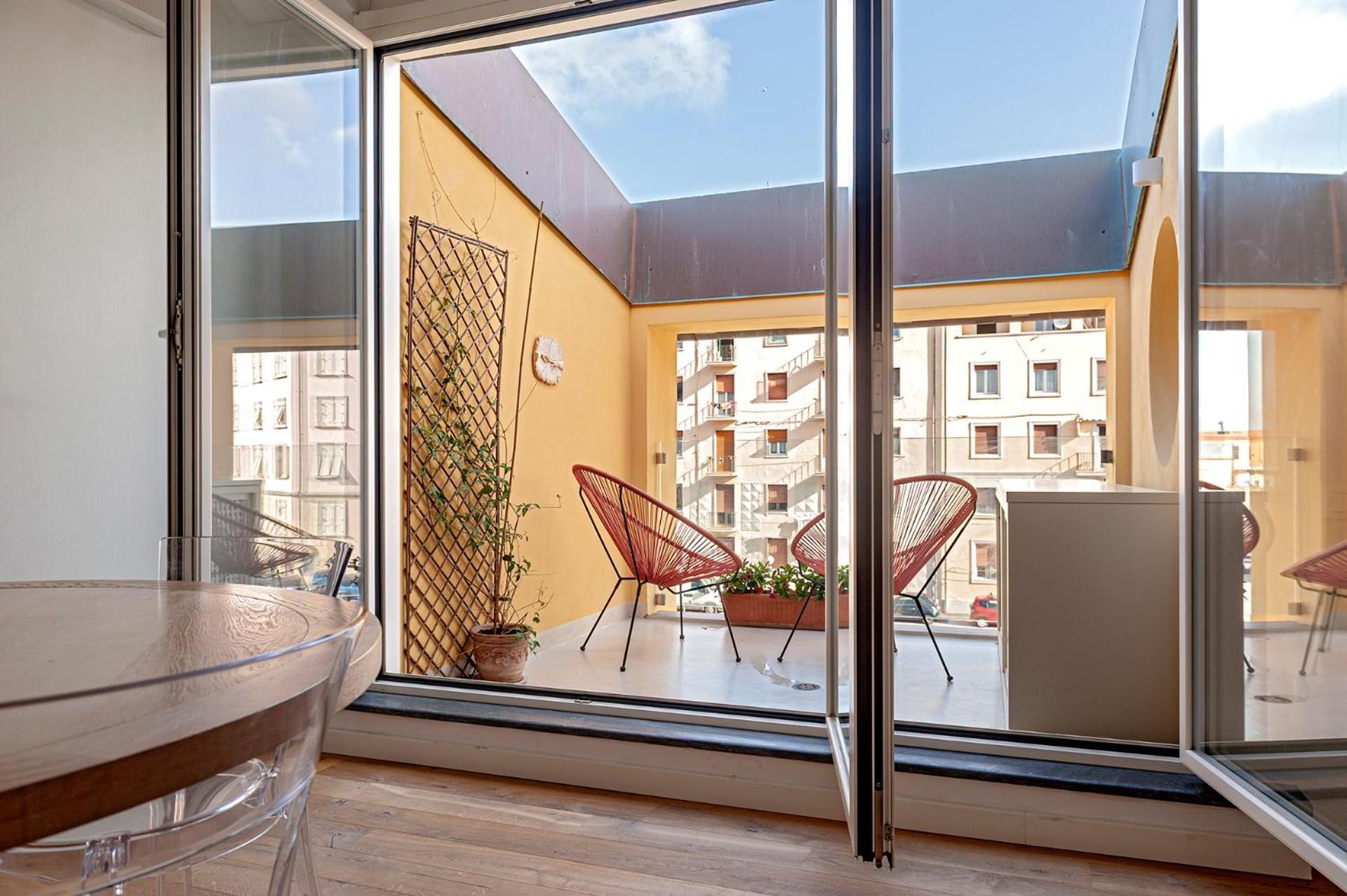 Waterfront Balcony I Grani 5 Resort Grand Suite Livorno Exteriör bild